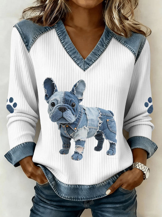 Abril - Top artística de jeans patchwork para dama bulldog francés con escote en V